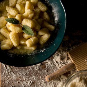 assiette de gnocchi niçois